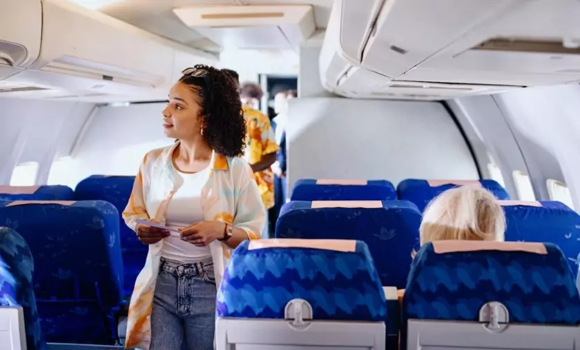 How to Get Comfortable on a Flight: Choose the Right Seat for Your Needs - Thecompleteportal