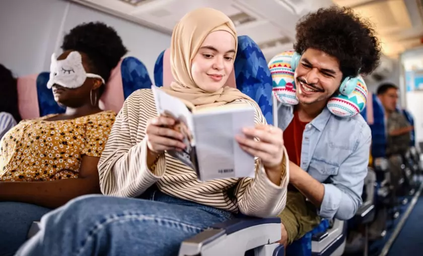 How to Choose the Right Flight Class: Understanding Your Options - thecompleteportal