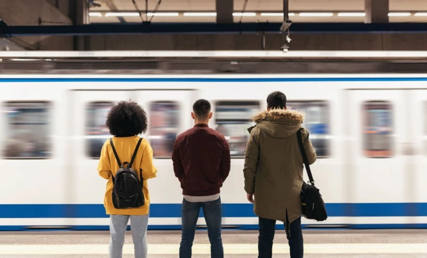 Navigating Unfamiliar Territory: Public Transport Tips - Thecompleteportal