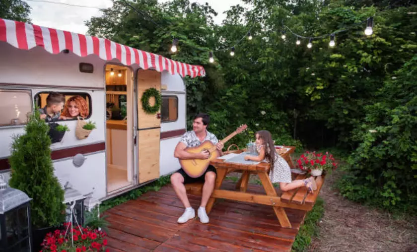 Airbnb Adventures: Crafting Authentic Journeys in Local Homes - The Complete Portal