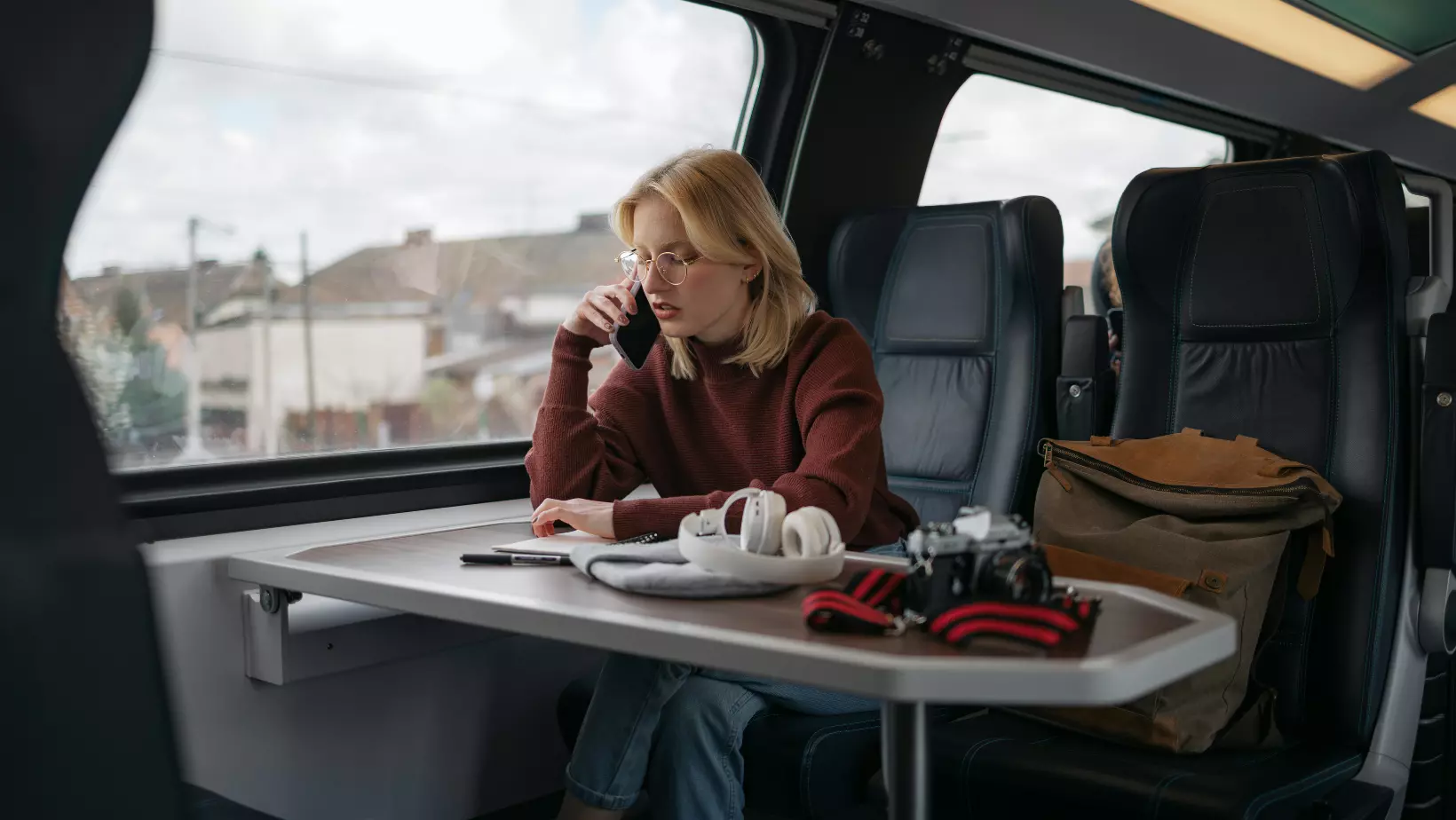 Communication While Traveling - The Complete Portal