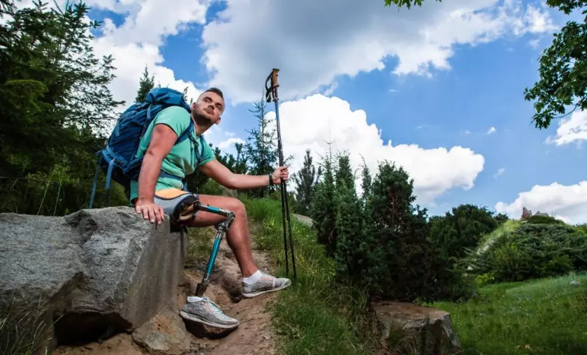 Hiking By Disable Men - The Complete Portal