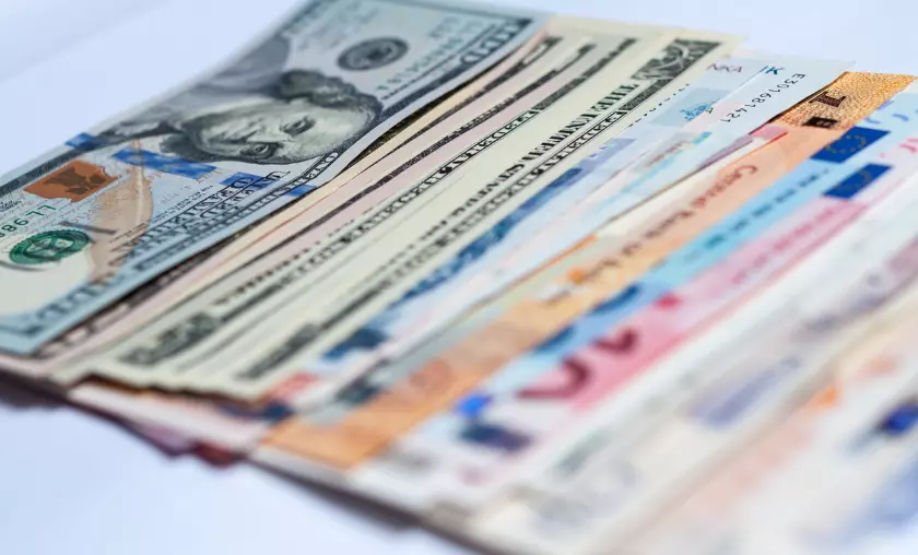 Navigating Foreign Currency: Tips for Getting the Best Rates - The Complete Portal