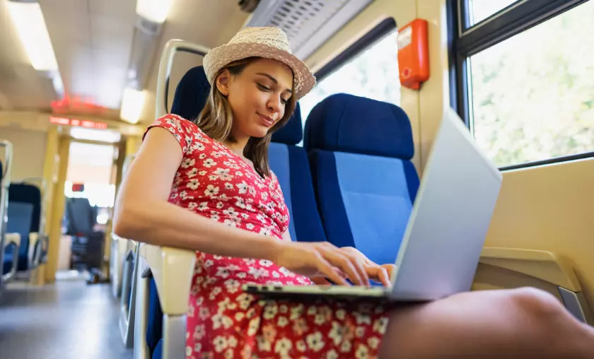 Practice Digital Security: Navigating the Virtual Landscape While Traveling - The Complete Portal