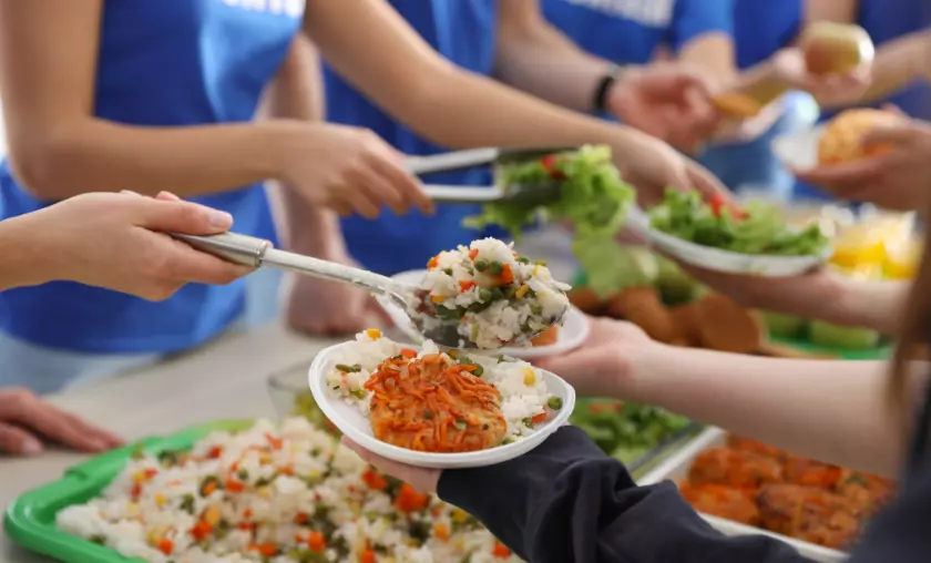 Socioeconomic Factors Influence Food Access & Preferences - TheCompletePortal