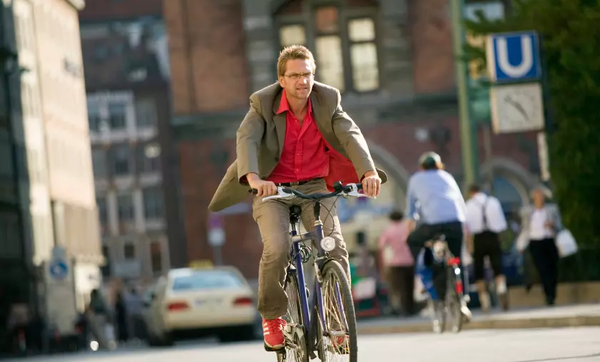 Biking Laws and Regulations - The Complete Portal