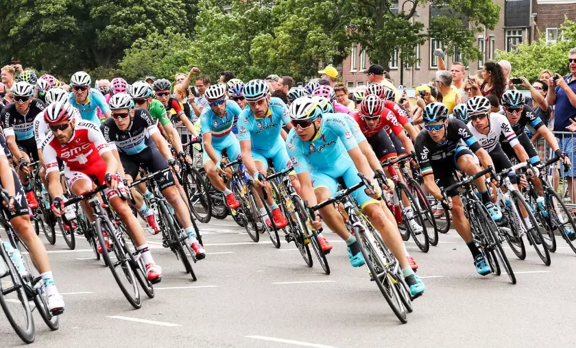 France and Competitive Cycling - The Complete Portal