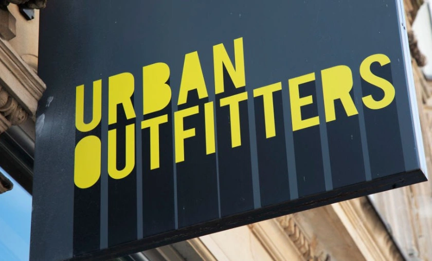 Urban Outfitters UK Review – A Complete Look at Style, Quality & Shopping Experience