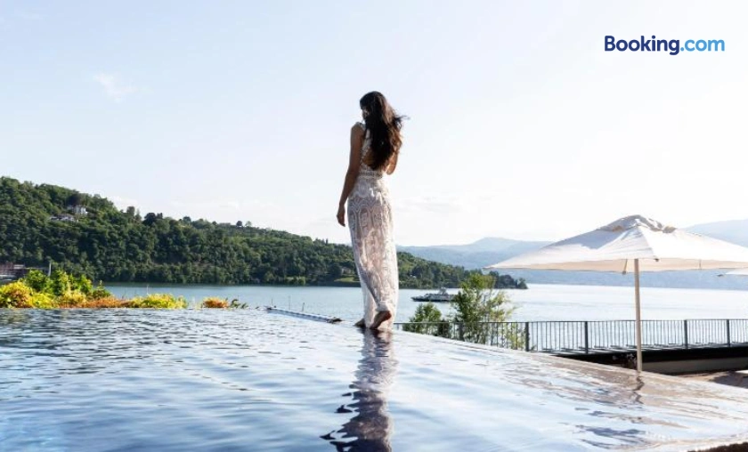 Why People Like Booking.com