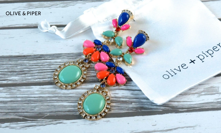 The Story of Olive & Piper US & CA