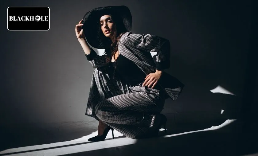 BLACK HOLE Review: The Best Fashion & Accessories! ([wpsm_custom_meta type=date field=month] [wpsm_custom_meta type=date field=year]) - The Complete Portal