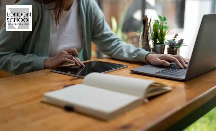 The Best London School of Business & Skills Review! ([wpsm_custom_meta type=date field=month] [wpsm_custom_meta type=date field=year]) - The Complete Portal